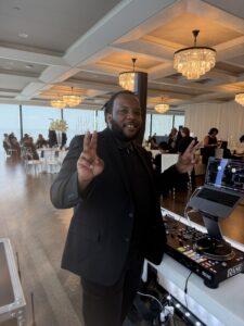 Durrell Chelsi War Memorial Wedding Dj Entertainment